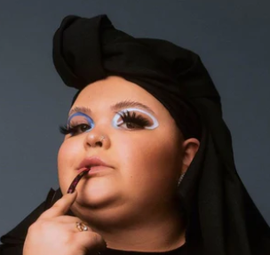 PAPER MAGAZINE